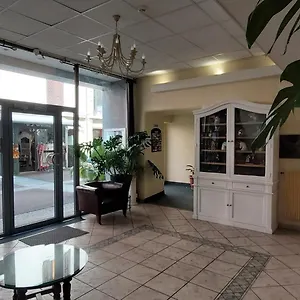 2* Hotel Du Palais